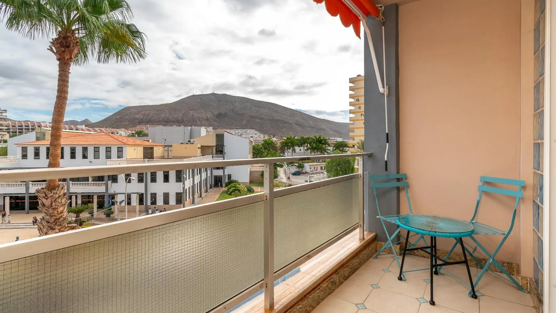 Appartamento Elegante Apartamento En Los Cristianos Arona