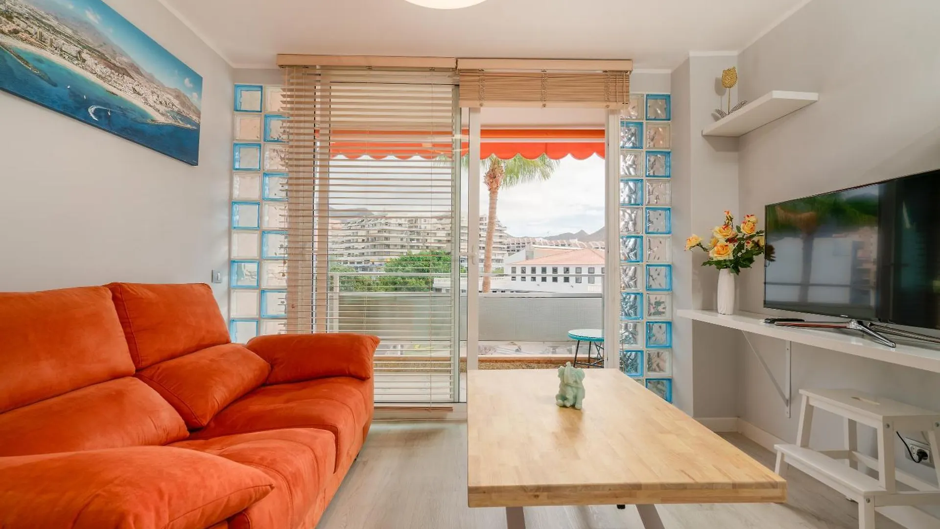 Elegante Apartamento En Los Cristianos Arona Appartamento